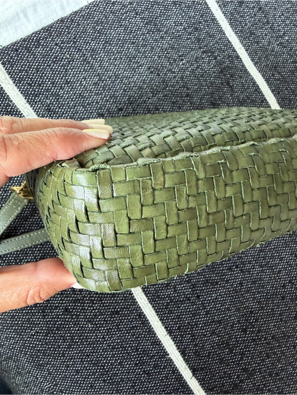 Clare V Olive Green Herringbone Woven Leather Midi Sac Crossbody Bag EUC - Picture 4 of 11